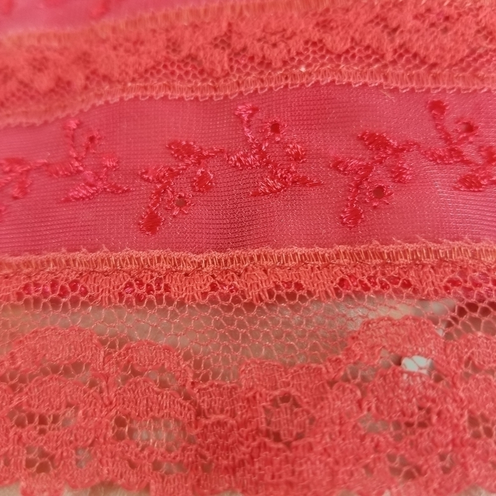 Vtg 60s Penney's nylon lace half slip skirt - Picture 5 of 9